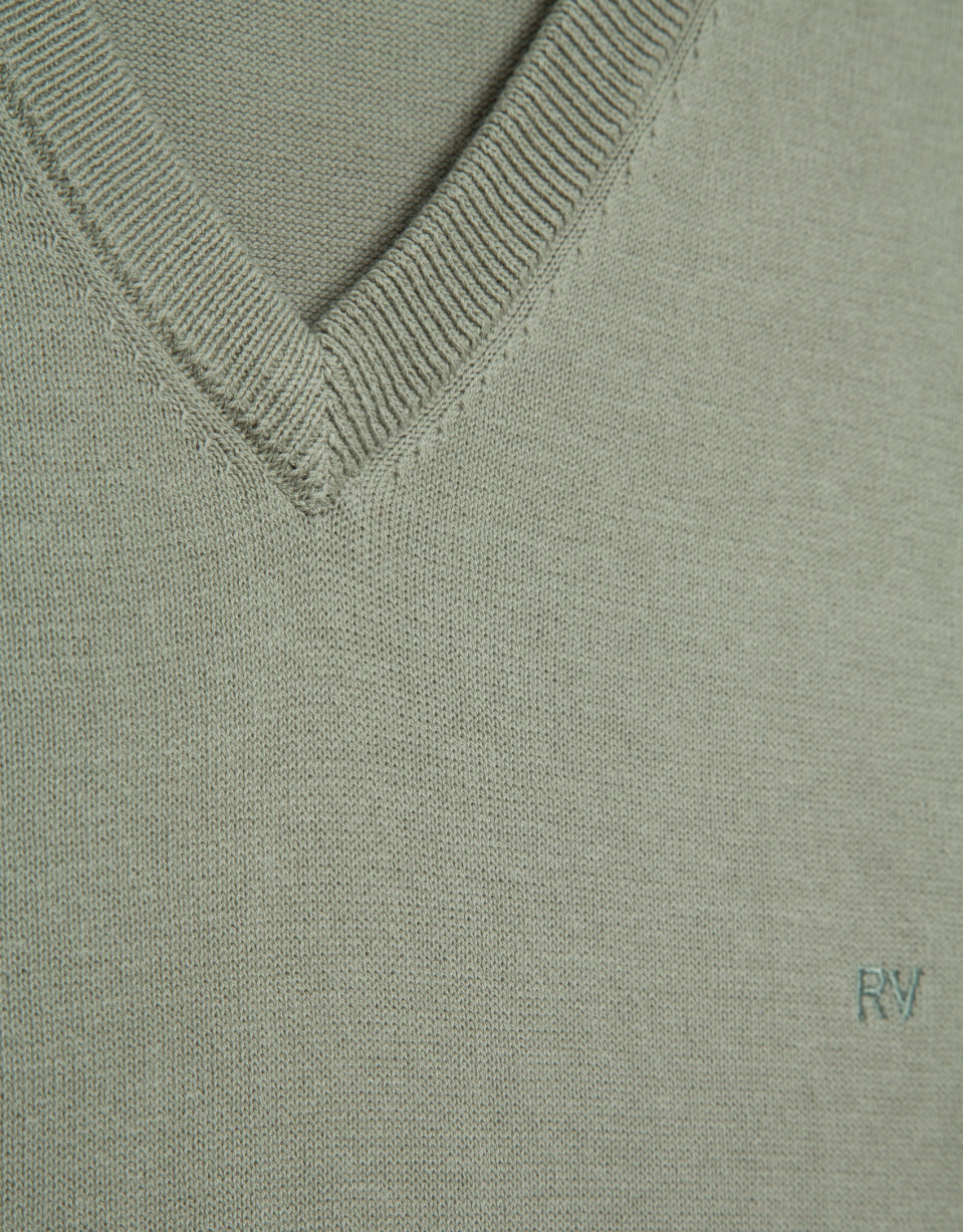 Light khaki high twist V-neck jumper - Man | Roberto Verino