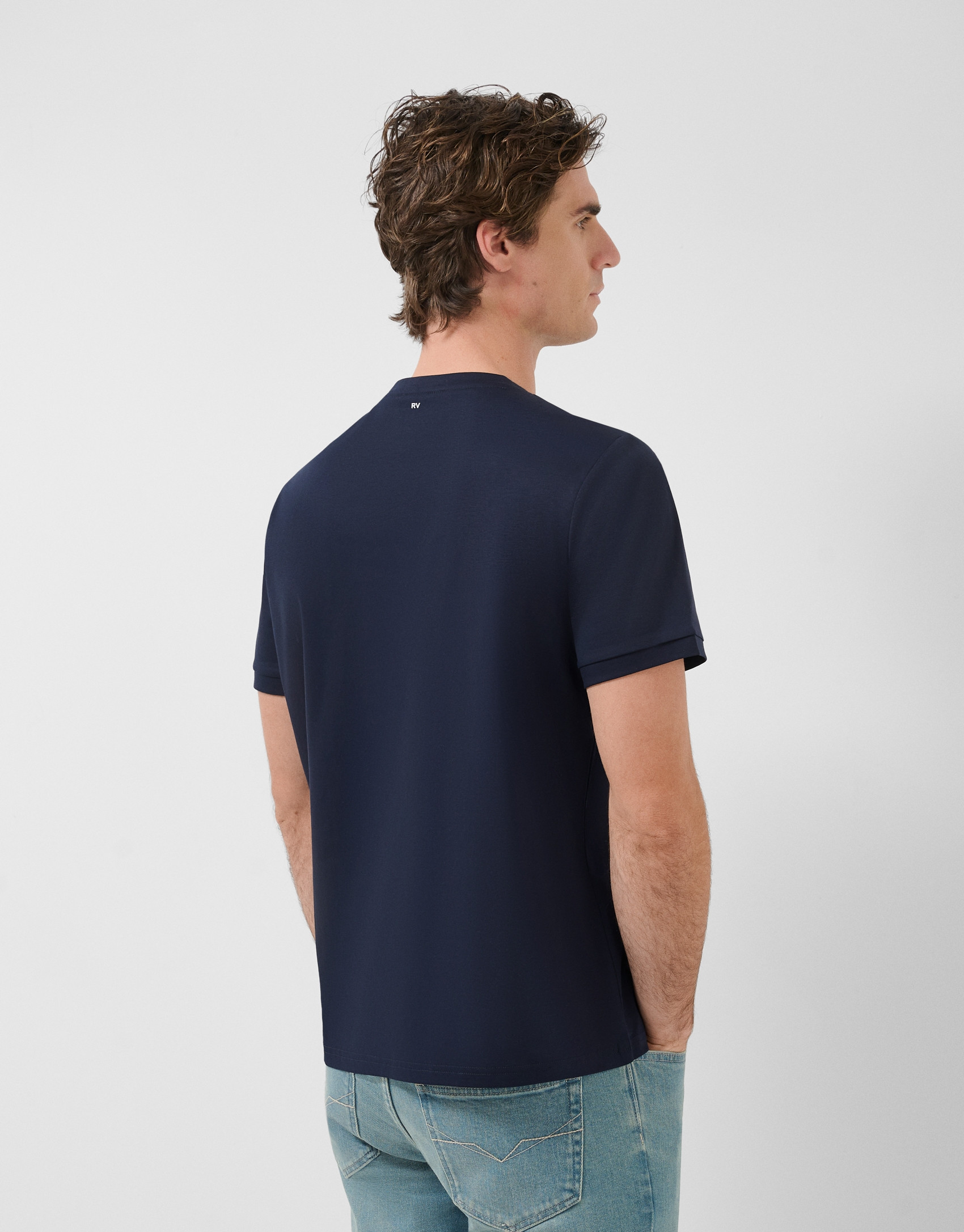 Navy blue short-sleeved T-shirt with logo on ... | Roberto Verino