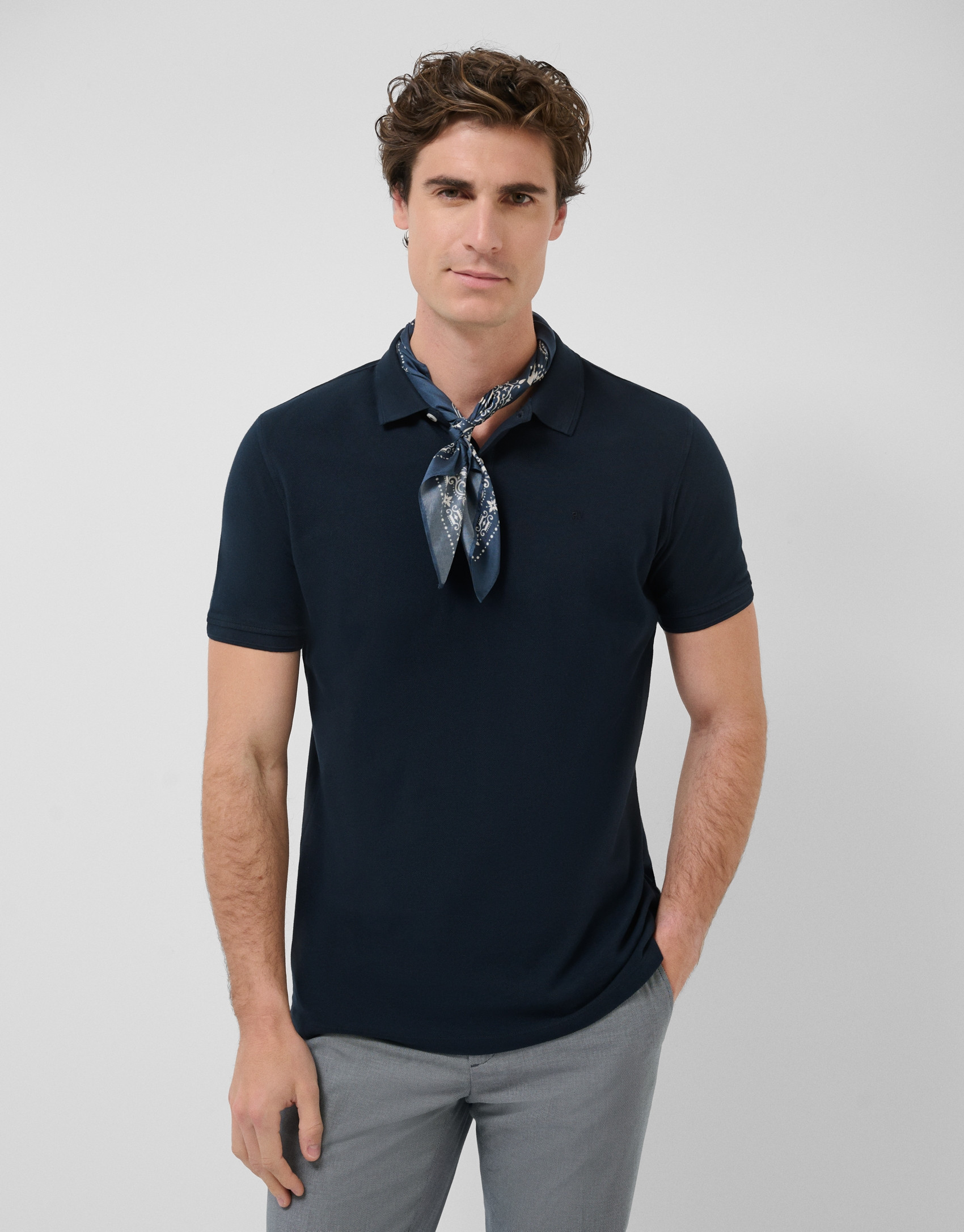 Navy blue short-sleeved piqué polo shirt - Man | Roberto Verino