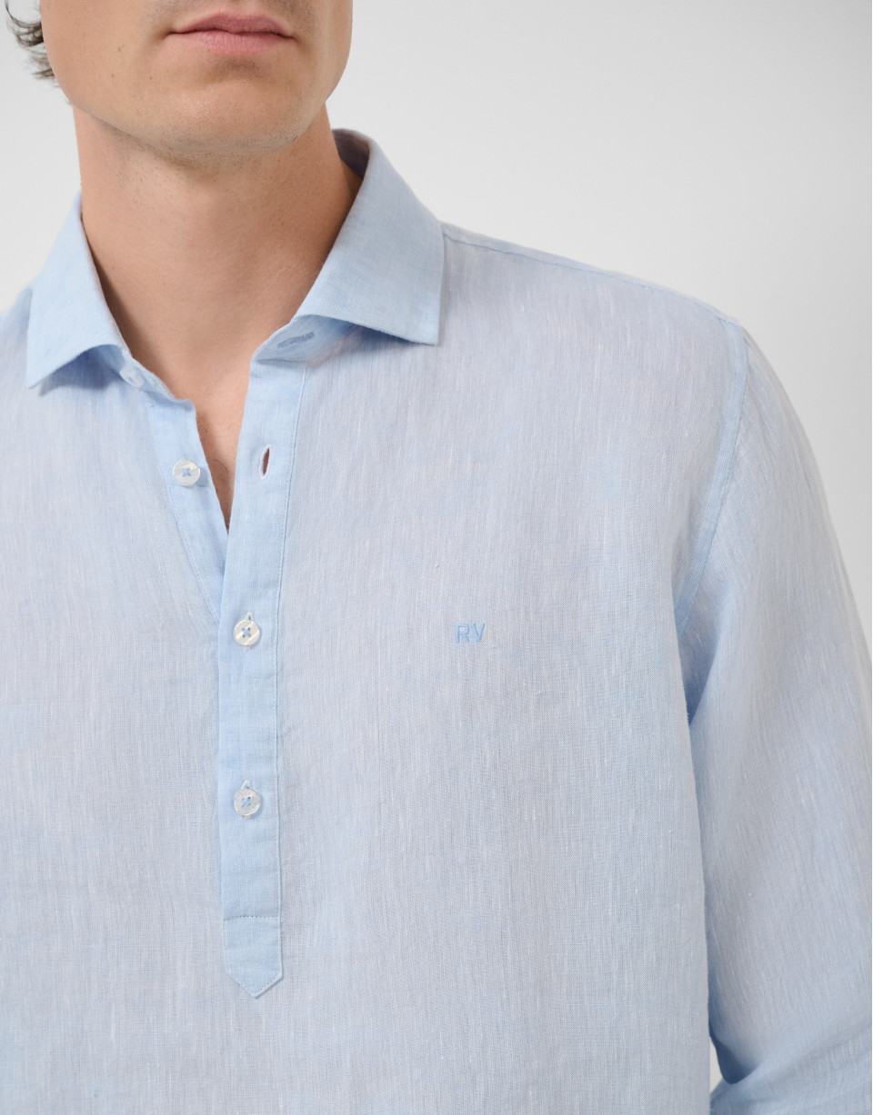 Camisa sport regular tipo polo lino celeste | Roberto Verino