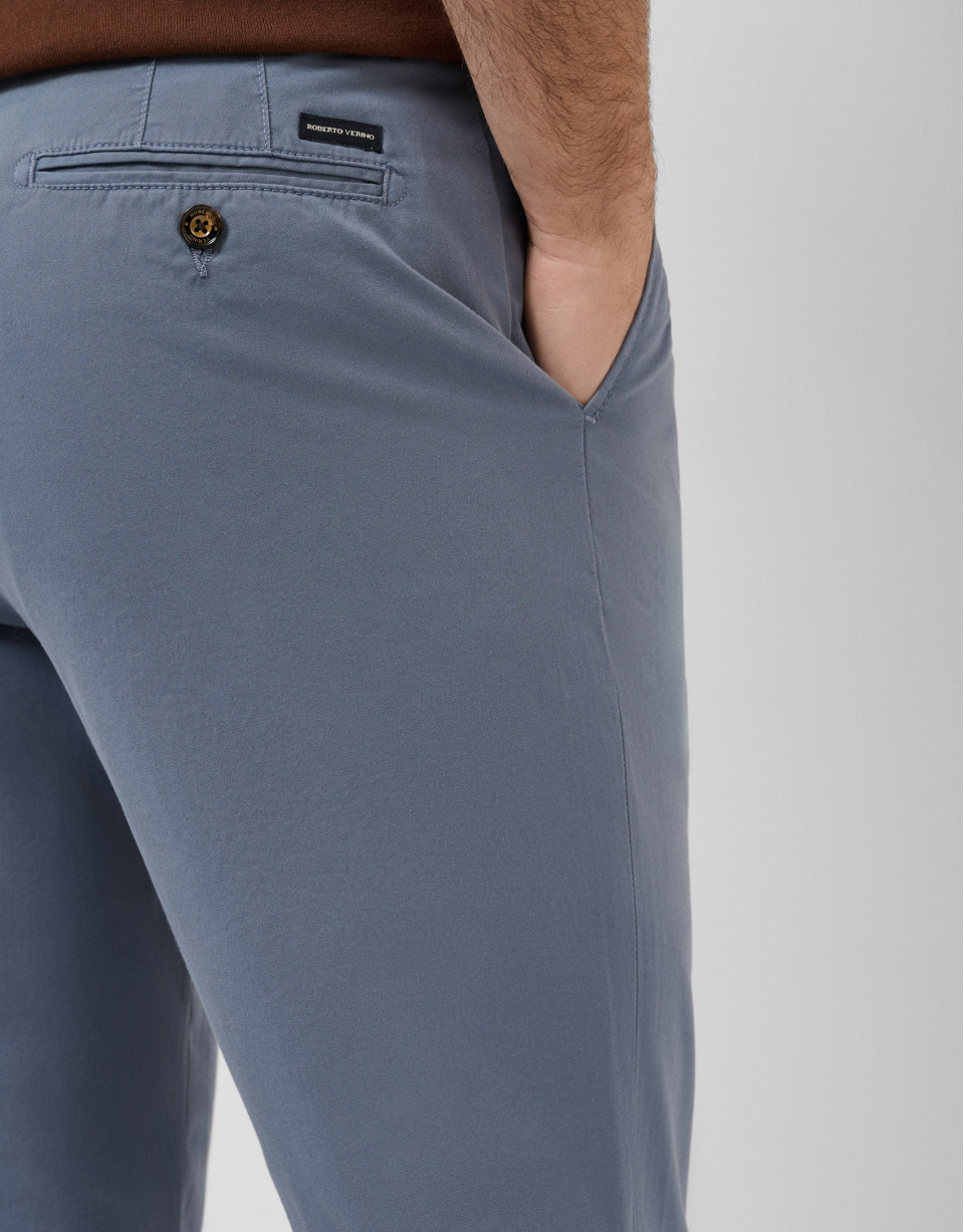 Greyish blue dyed chino trousers - Man - SS2026 | Roberto Verino