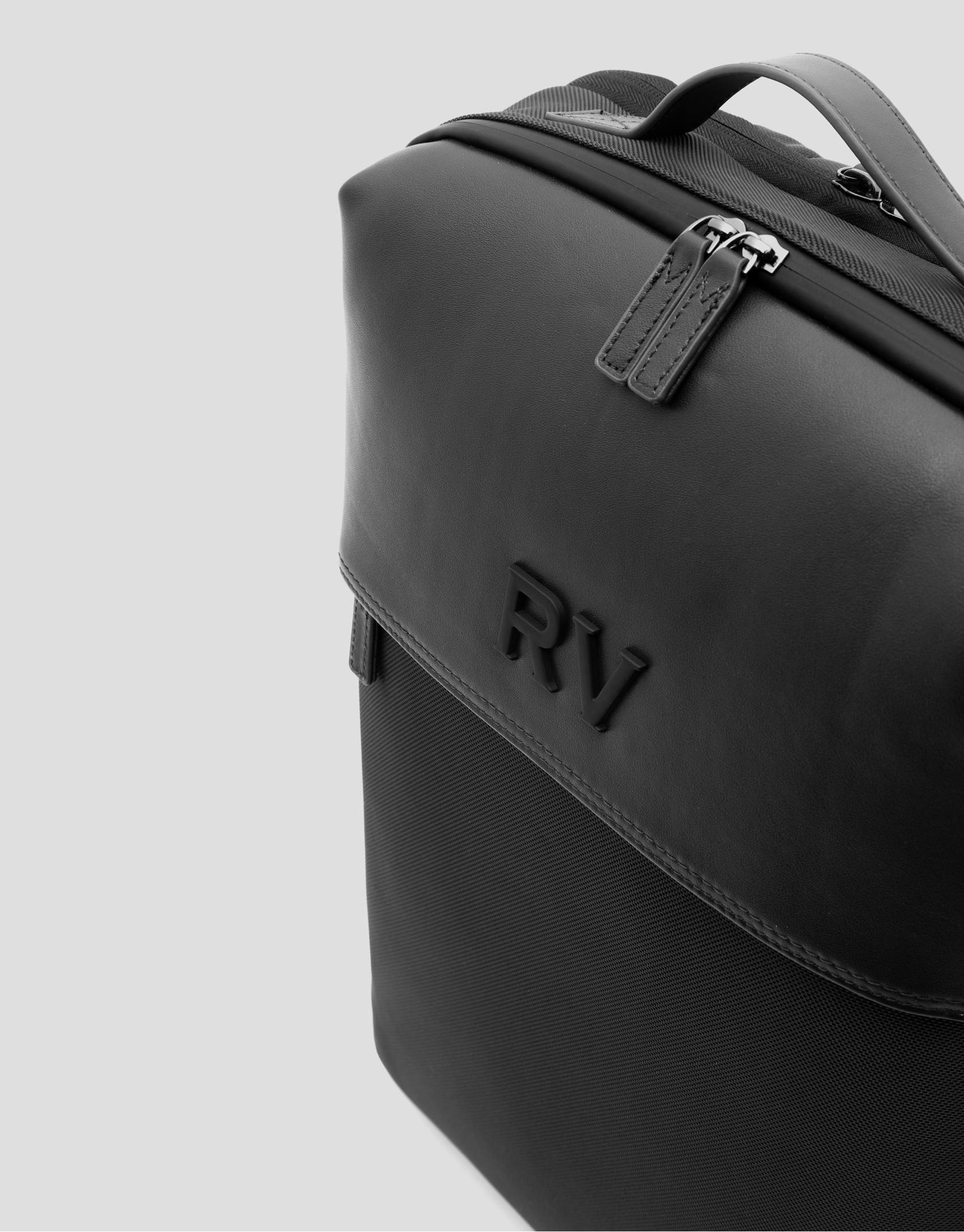 Mochila Travel Bag Mim negra - Hombre - PV2025 | Roberto Verino