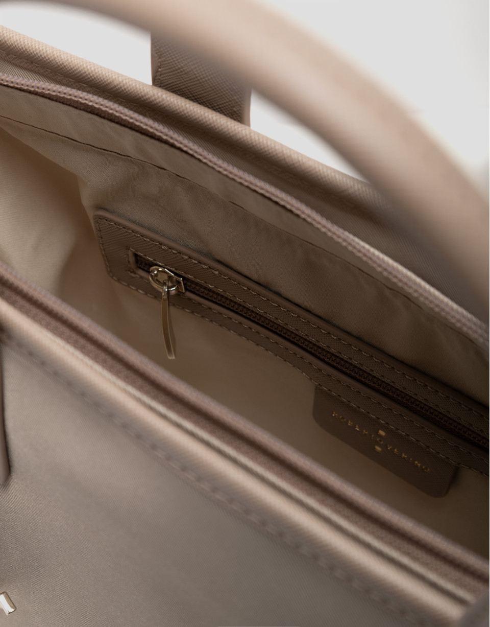 Dafne Midi beige nylon handbag - Woman - SS2026 | Roberto Verino