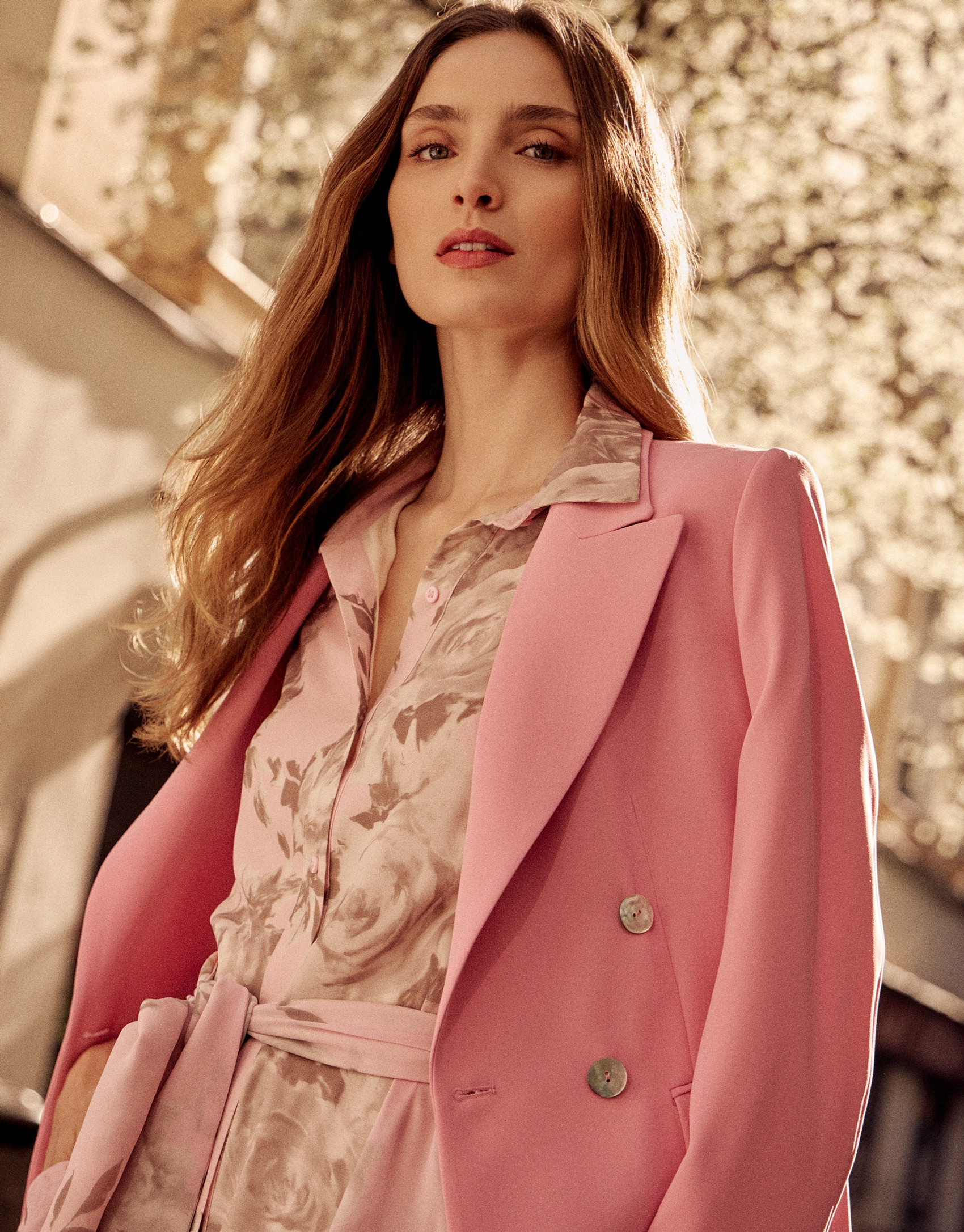 Blazer cruzada crepé rosa - Mujer - PV2026 | Roberto Verino