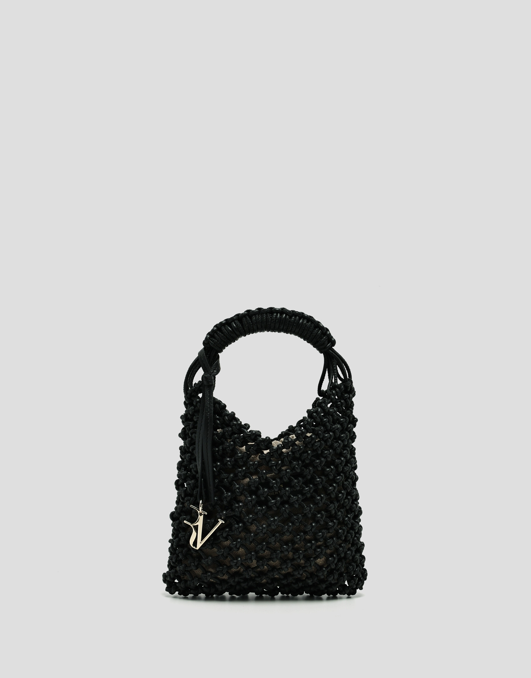 Alison Mini knotted leather handbag in black | Roberto Verino