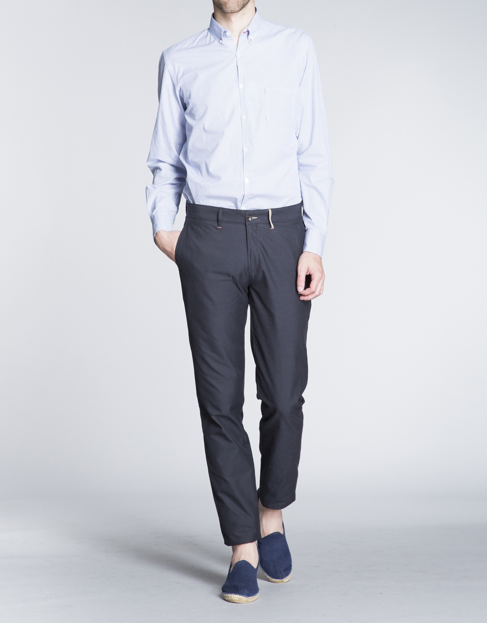 Pantalón azul marino sport algodón ligero