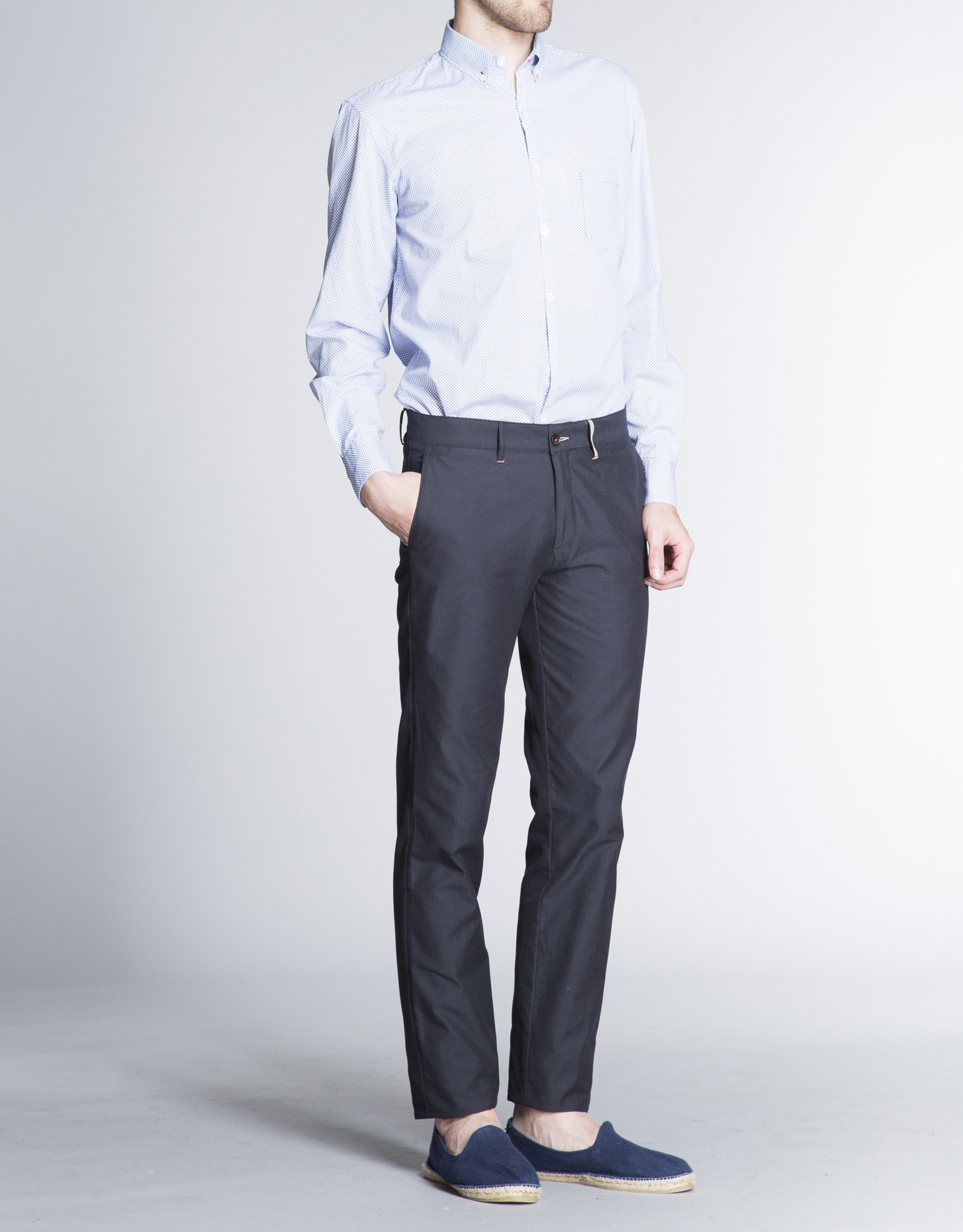 Pantalón azul marino sport algodón ligero