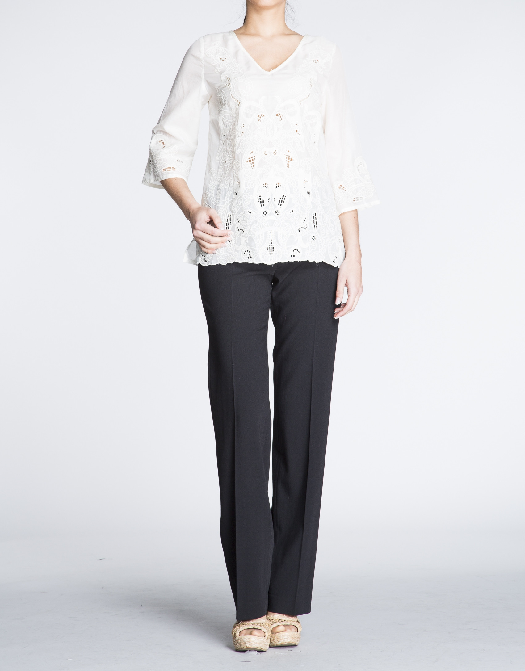 White silk and embroidered tunic 