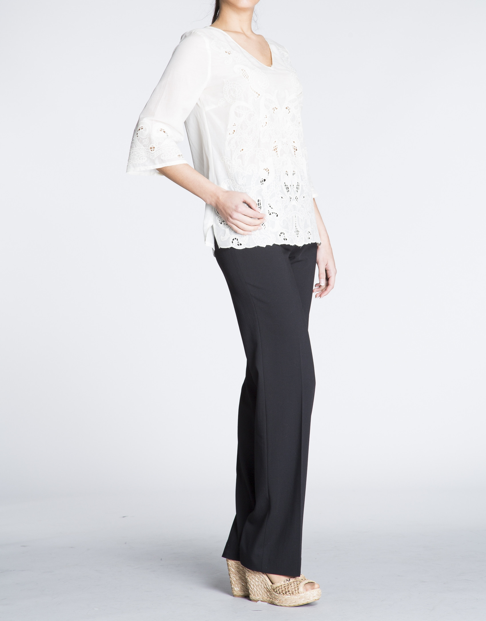 White silk and embroidered tunic 