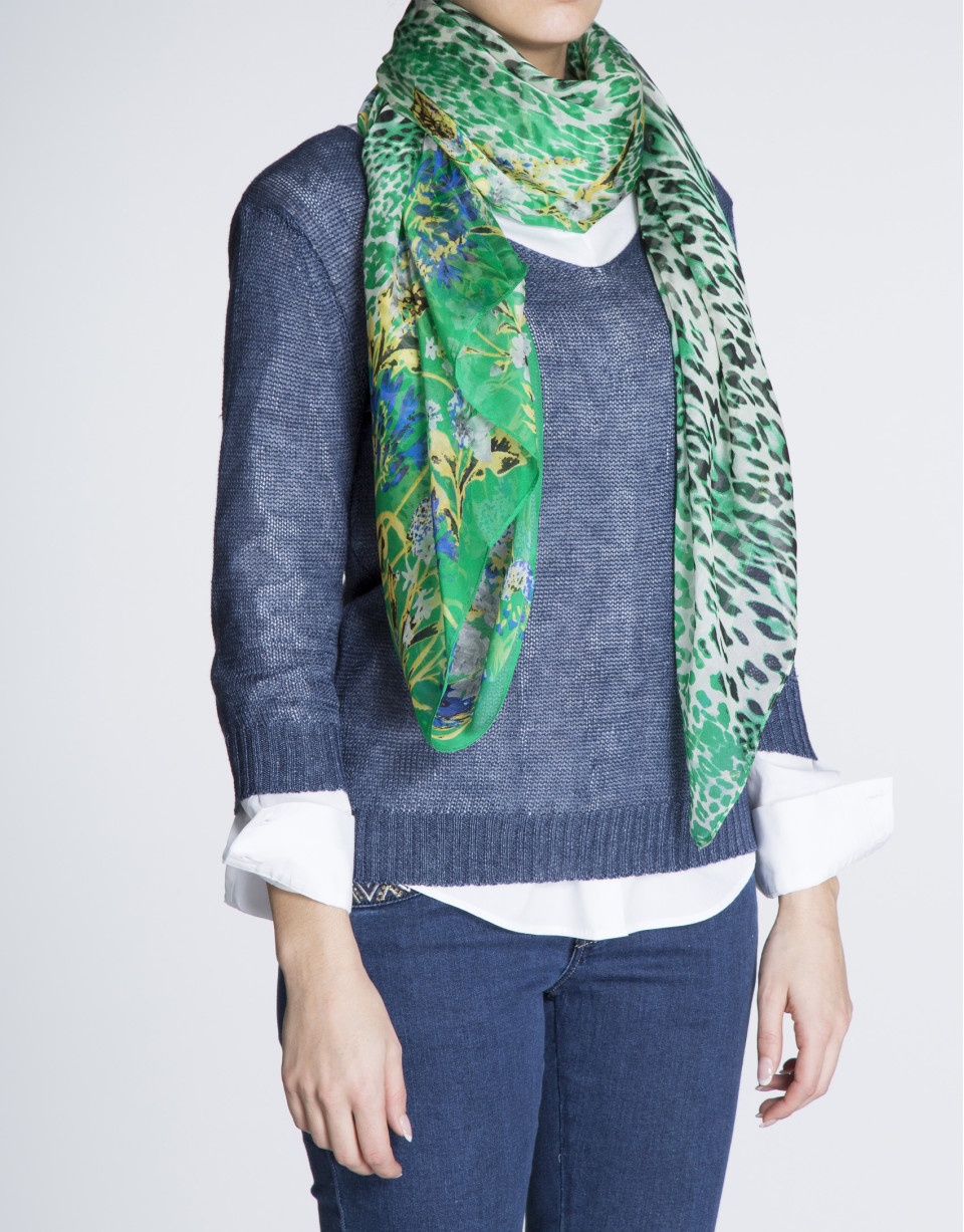 Foulard estampado fantasía verde