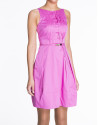 Vestido sisas de algodón rosa con jaretas.