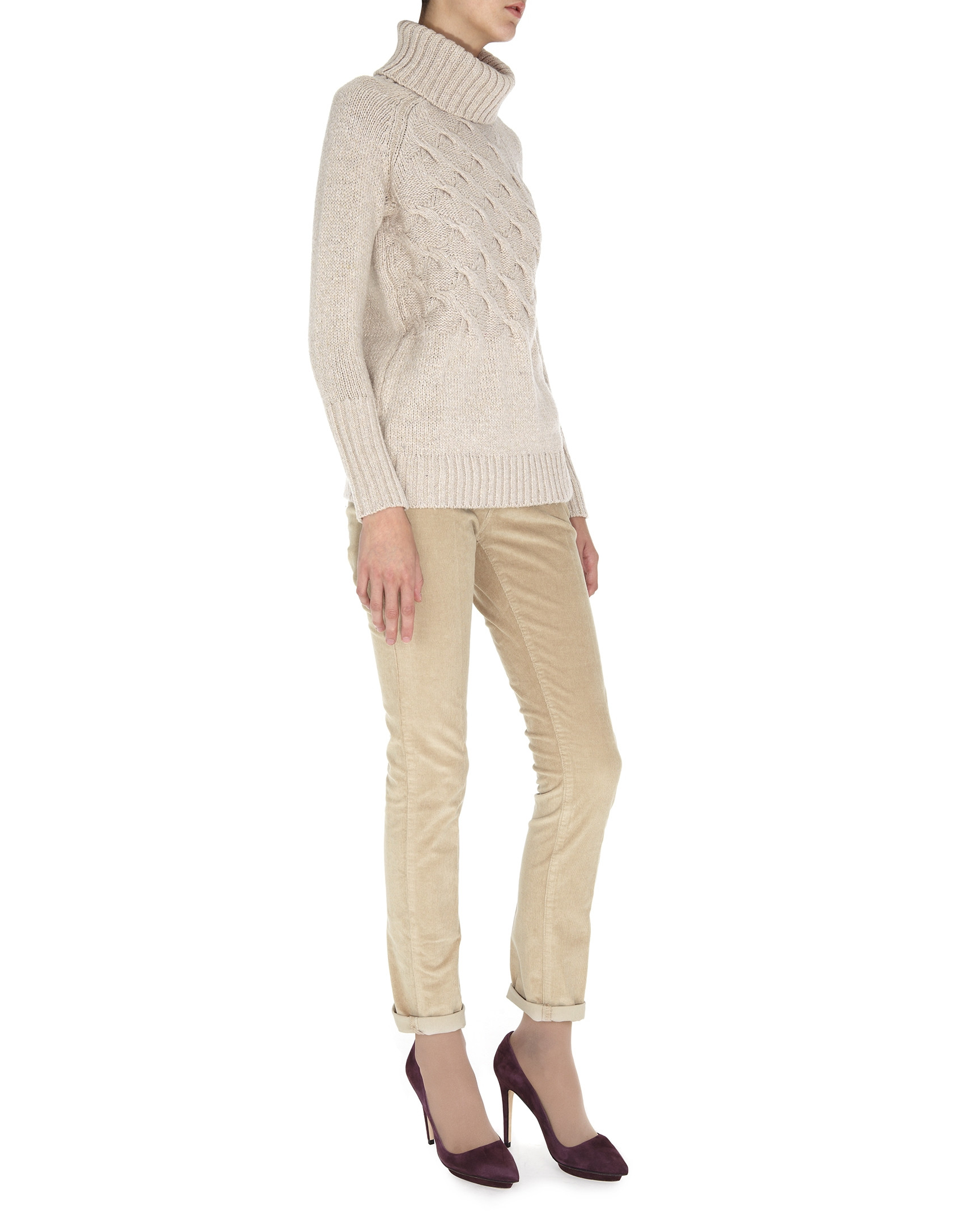 Beige cross-stitch turtleneck sweater 