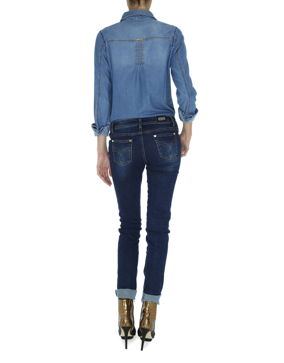 Faded jeans with gold embroidery on pockets