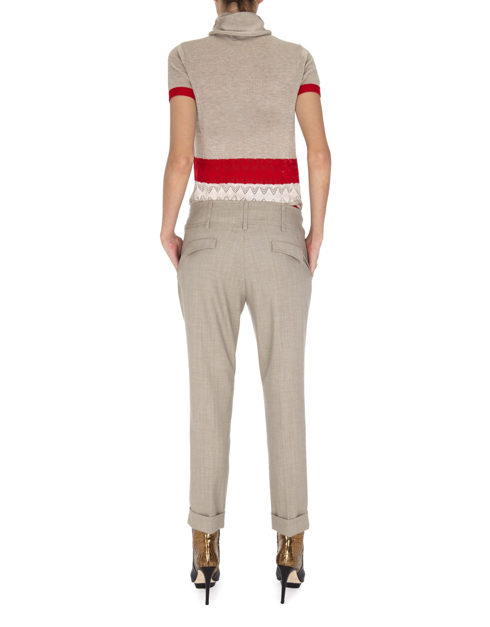 Beige wool pants with darts 
