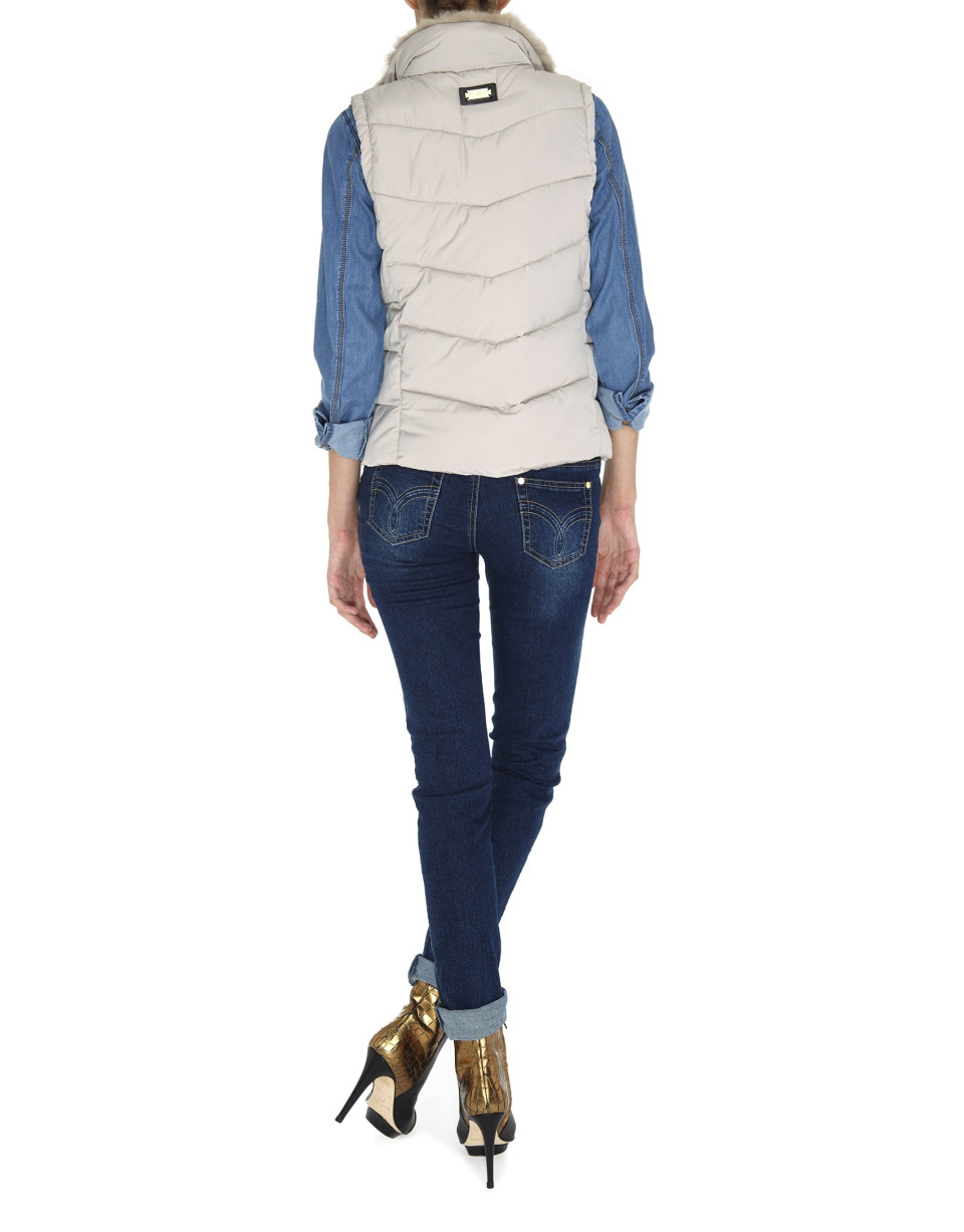 Chaleco acolchado beige cuello pelo