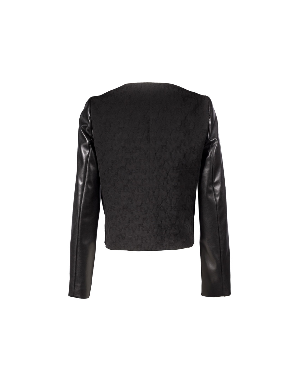 Chaqueta negra Chanel 