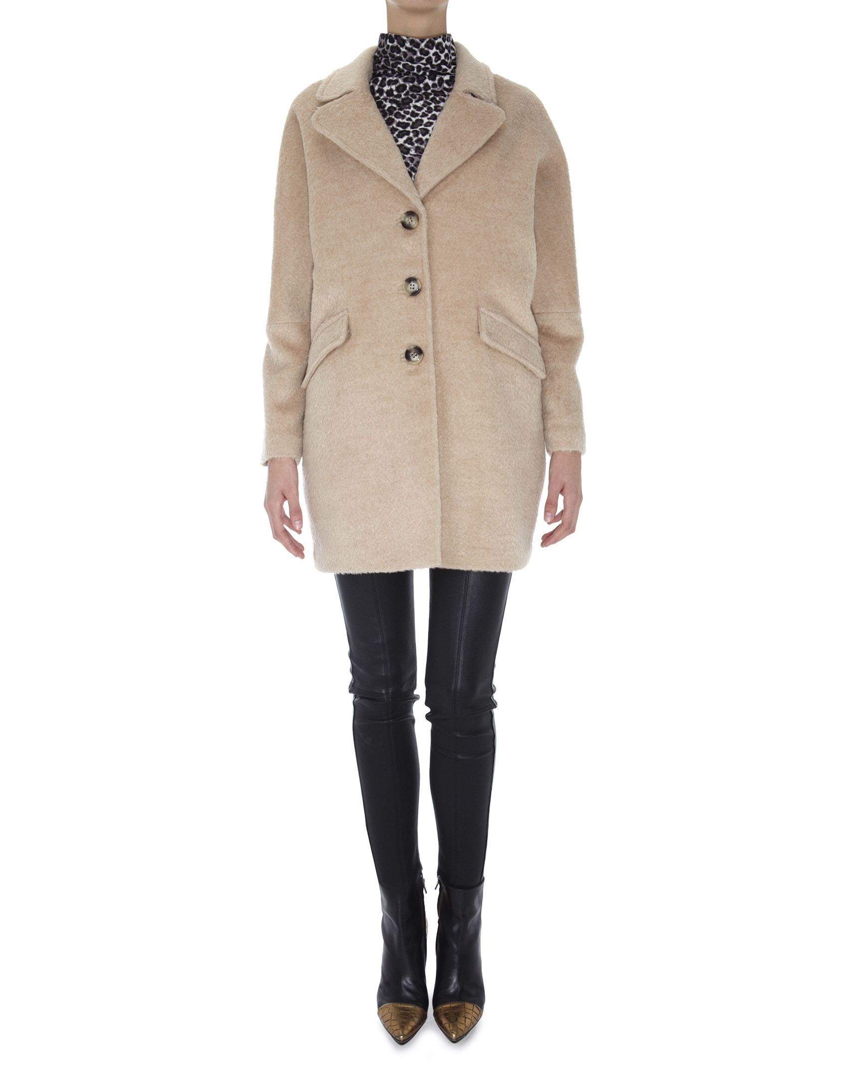 Beige coat with wool and alpaca lapels