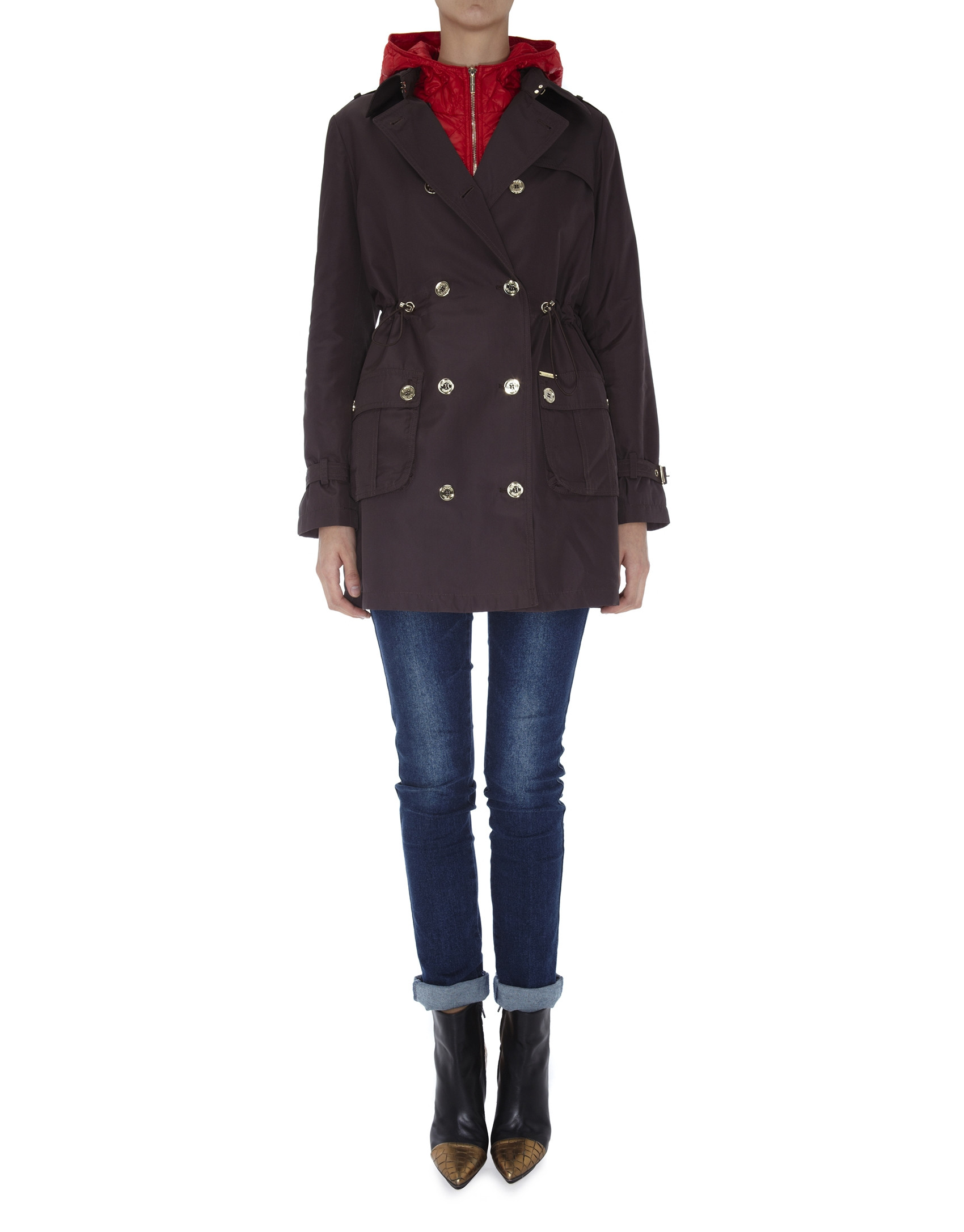 Trench marrón interior rojo extraíble