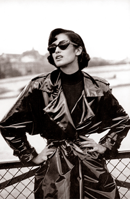 1992-1993 Season - Jasmeen Ghauri Model – Black Coat - Roberto Verino