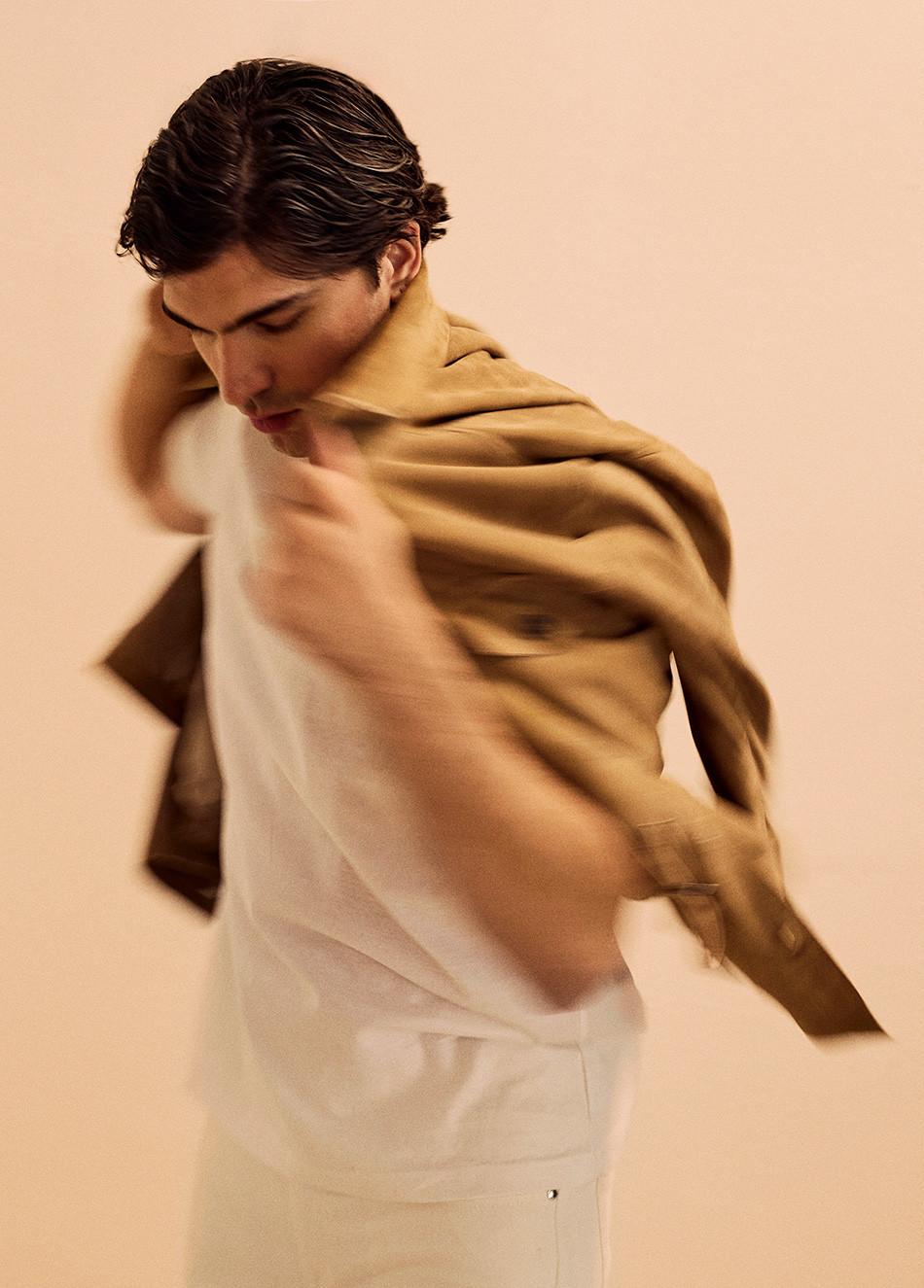 OI2025 - Editorial - Perfume Hombre - 20251009 - 2
