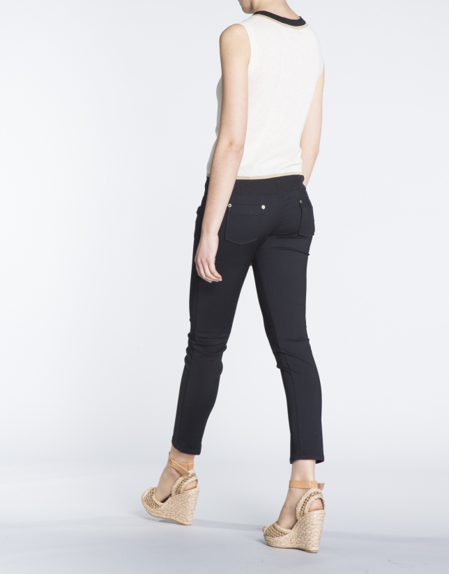 Black stretch pants with 6 pockets