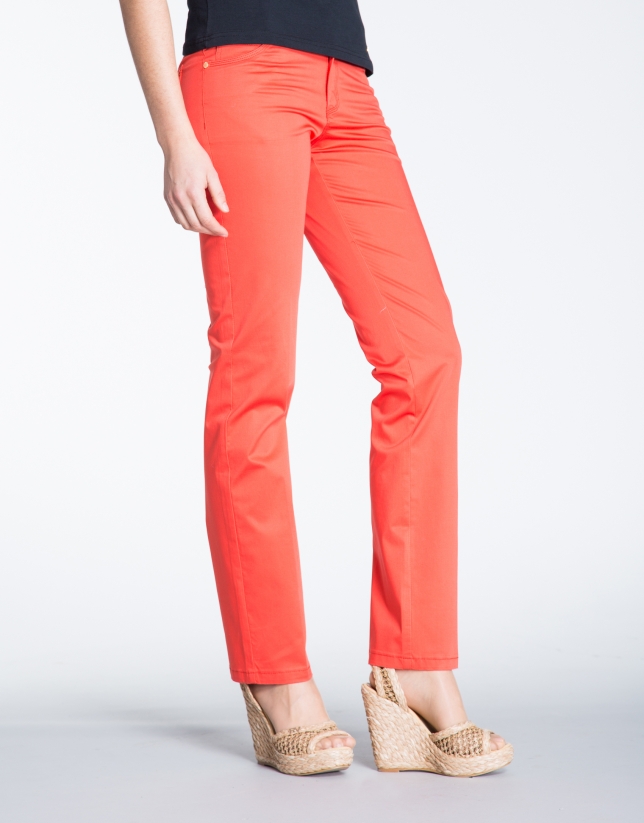 Red straight cotton pants with 5 pockets 