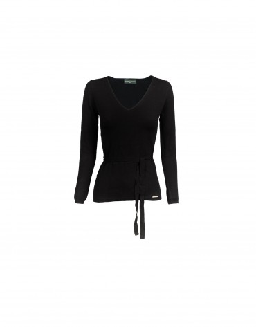 Deep v-neck long sleeve black pullover
