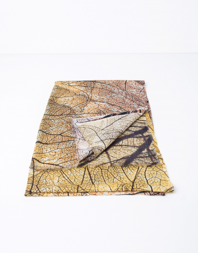Cashmere and silk scarf with leaf design