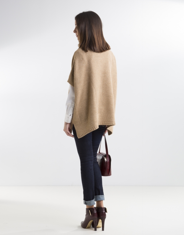 Beige poncho with collar 