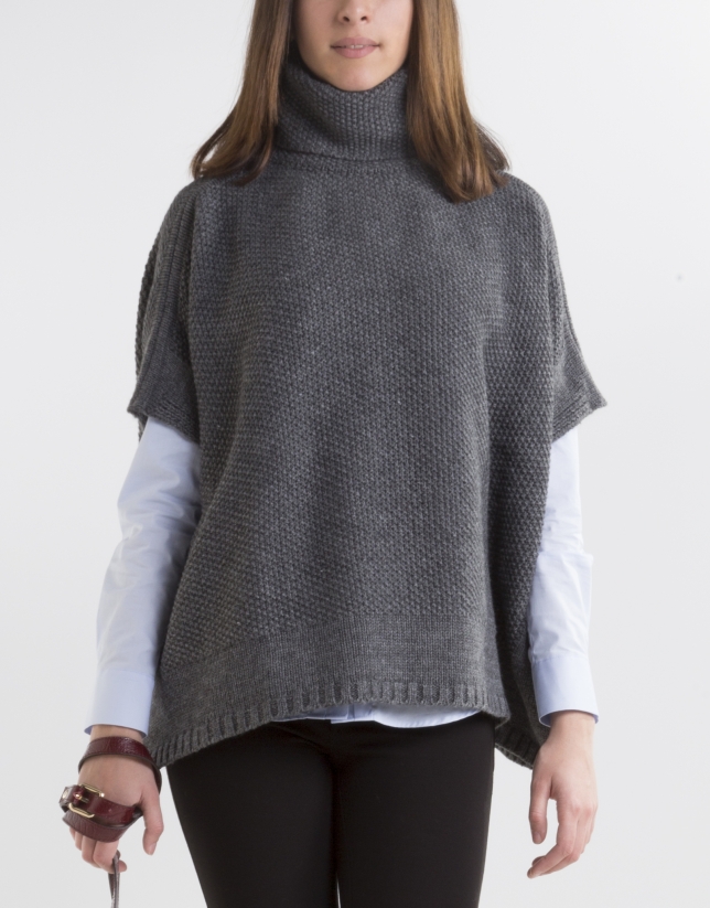 Gray poncho with collar