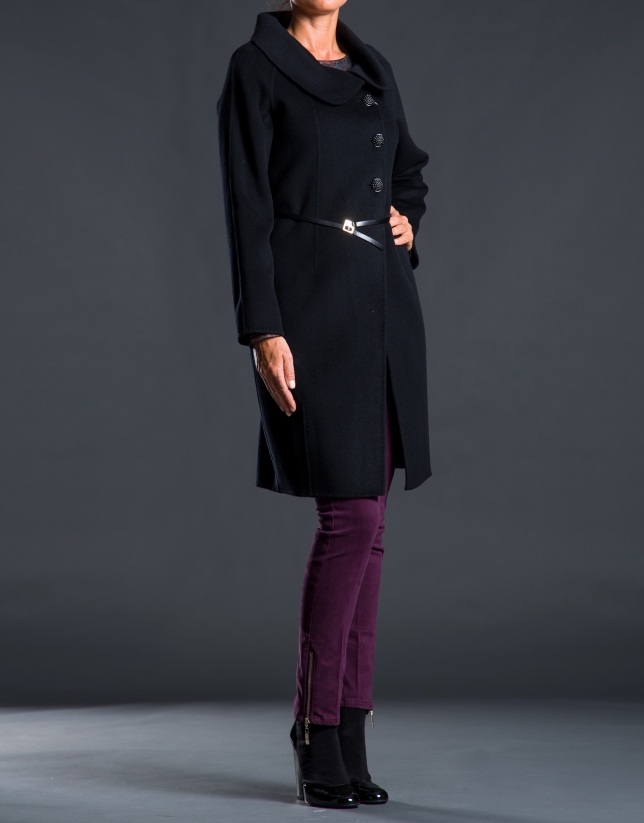 Two-faced black coat 