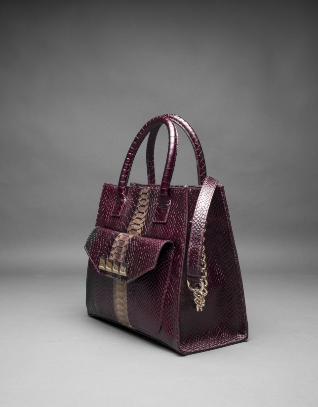 Burgundy leather Rocío Andrómeda bag with embossed snake and  old gold stripe