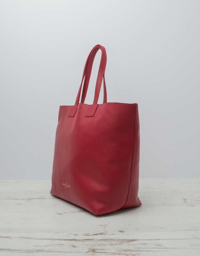 Red Uve shopping bag