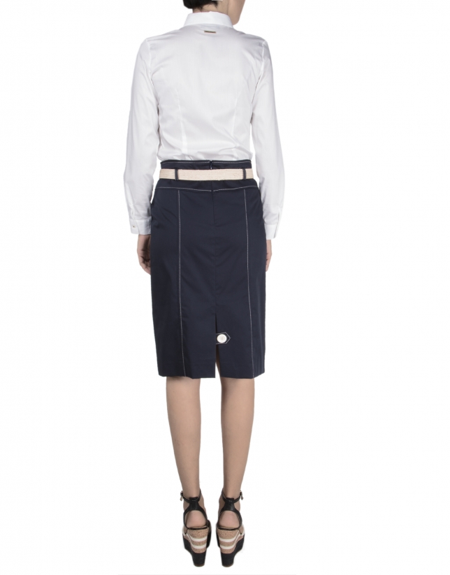 Straight buttoned skirt