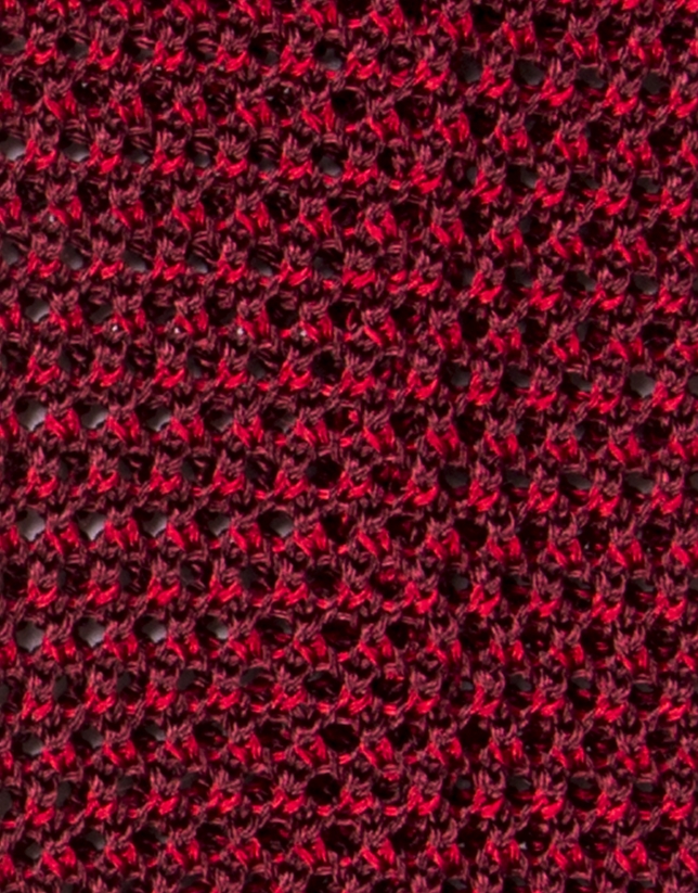 Burgundy knit tie 