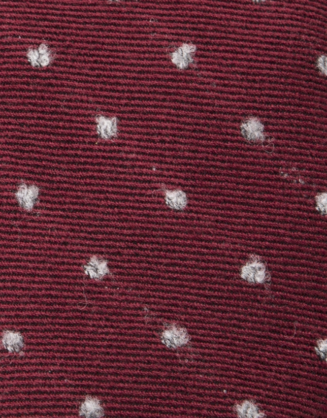 Burgundy tie with grey dots