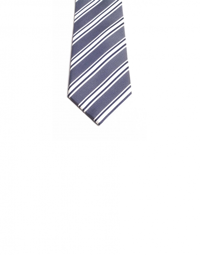 Multi-striped tie 