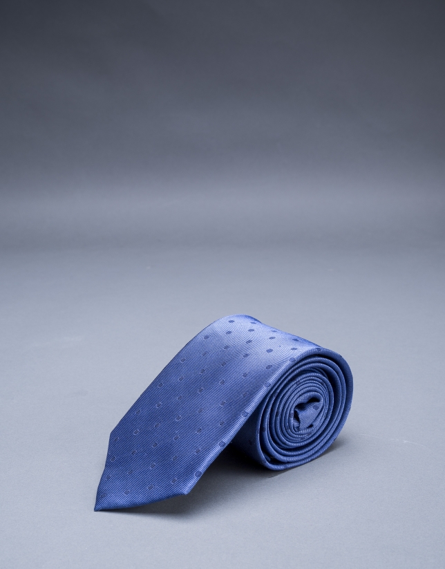 Blue dotted tie