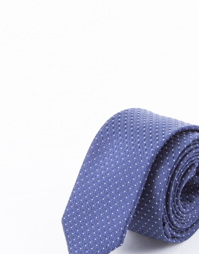 Tie with navy blue and white motifs