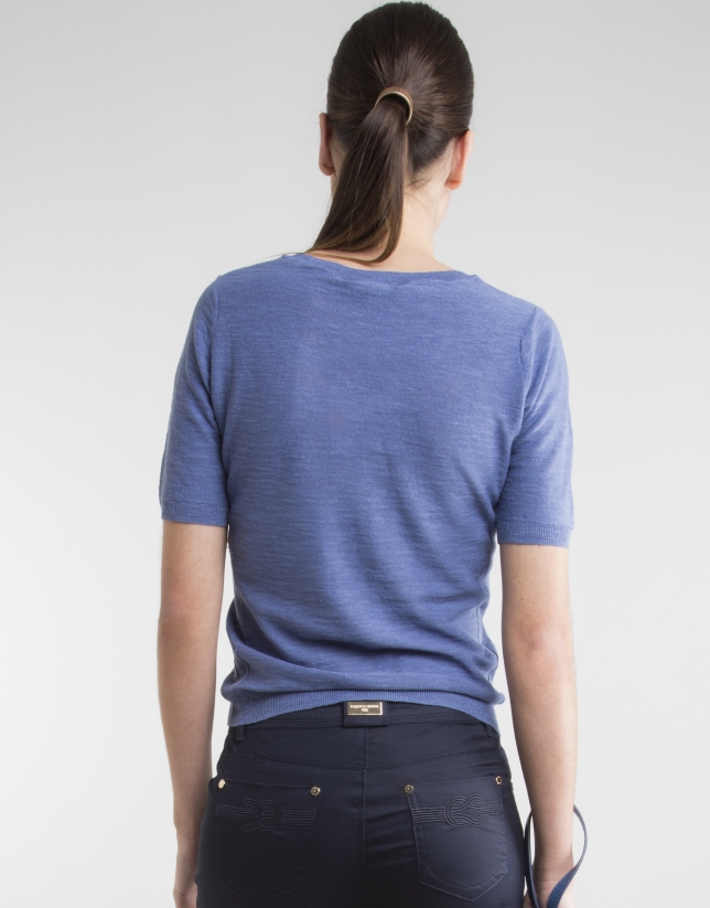 Blue sweater with short sleeves