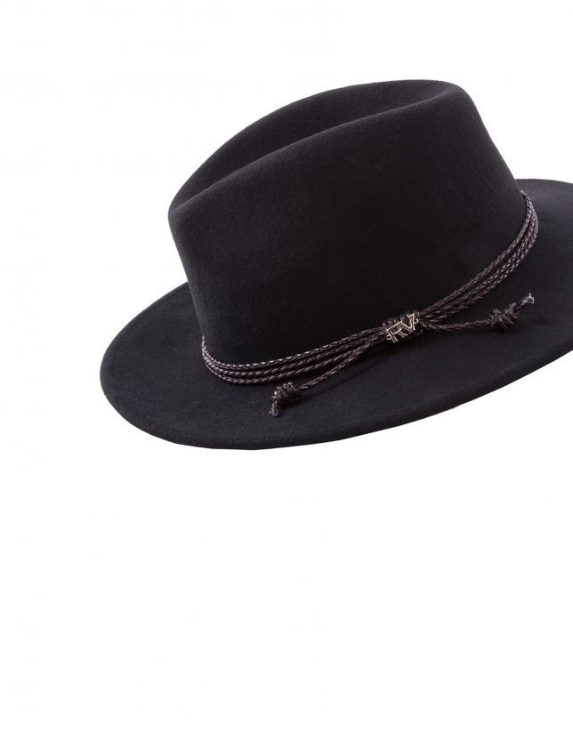 Black felt hat with leather braid 