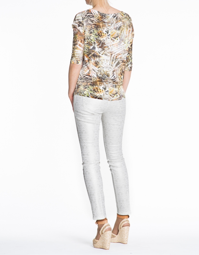 Leaf print top with three-quarter sleeves