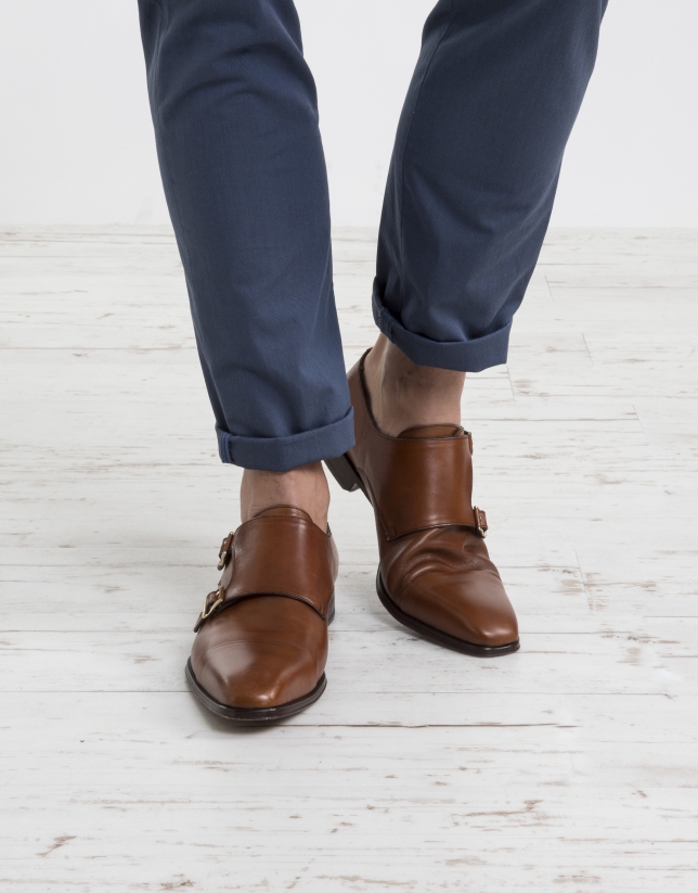 Dress shoes with buckles