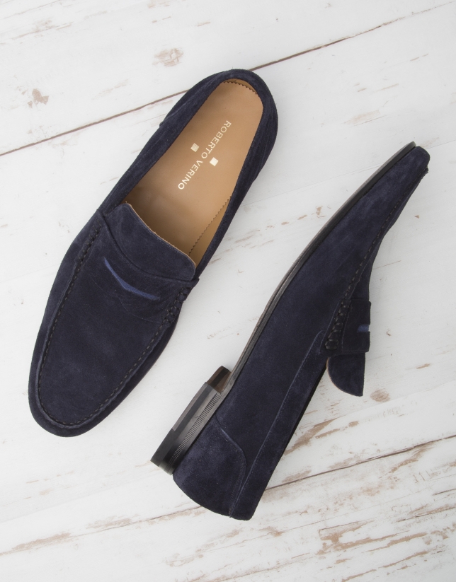 Navy blue moccasin with mask