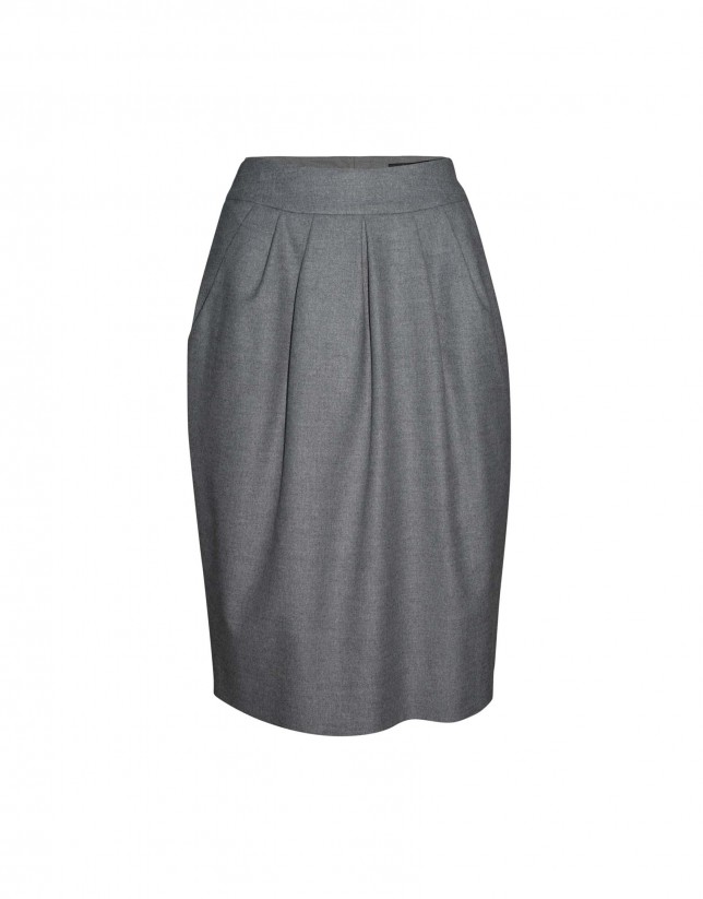 Grey pleated skirt