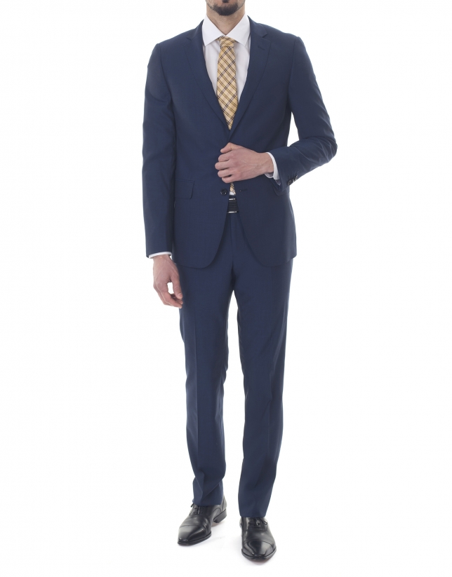 Plain blue slim fit suit 