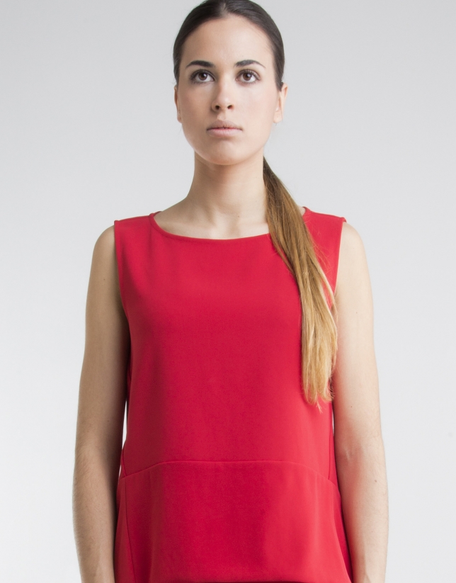 Red bell-shaped top