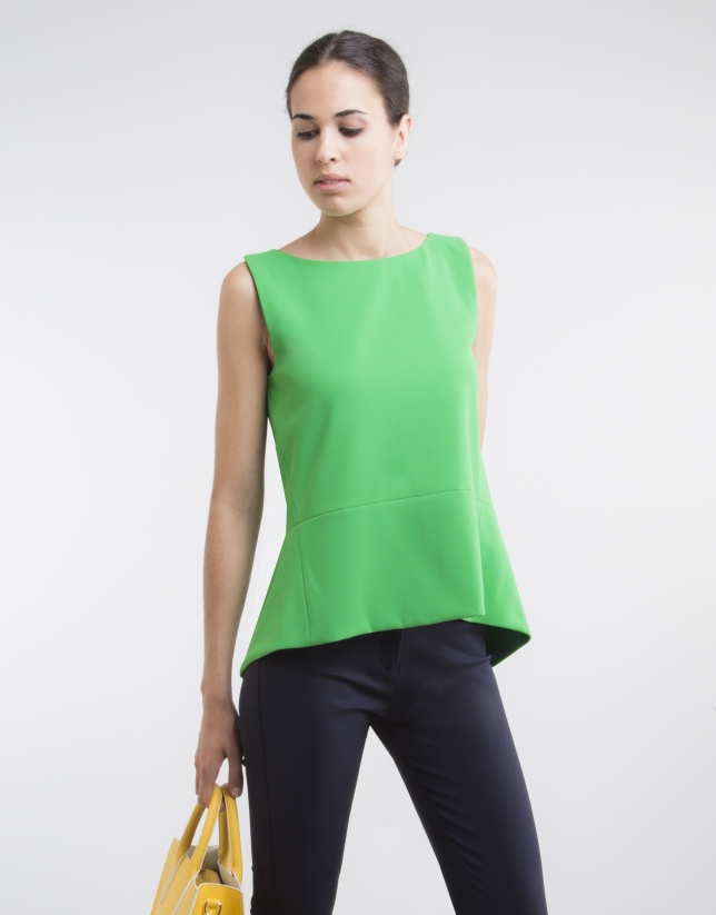 Green bell-shaped top