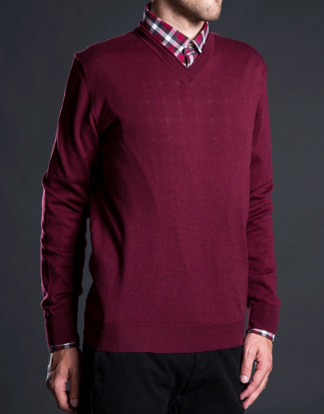 Basic burgundy knit sweater