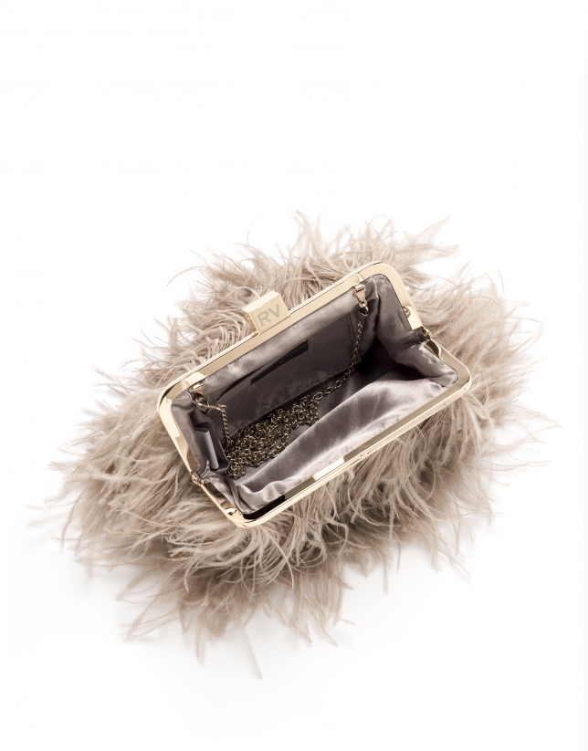 Natural clutch with feathers Royal